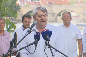 KSČM zahájila předvolební kampaň. Za minulost se nestydíme, říká Filip