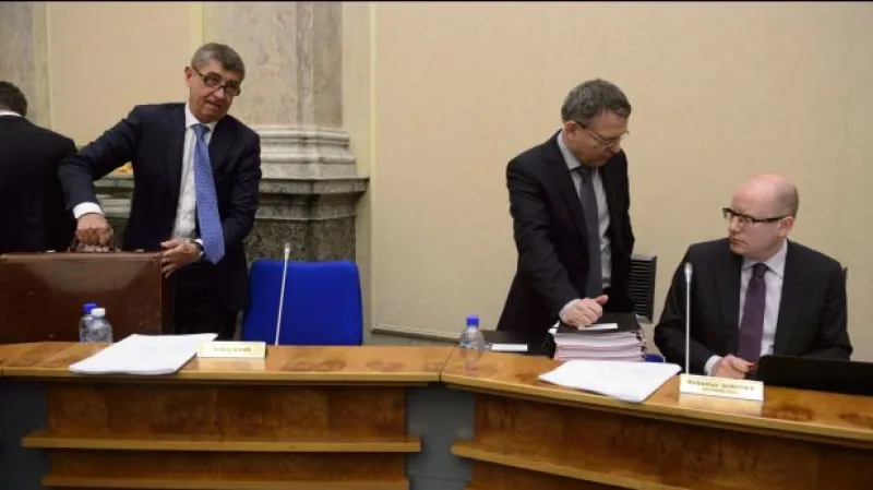 Politici se přou: Má Řecko zbankrotovat, či nikoliv?