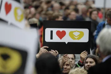 Analytik Eberle: Němci Angely Merkelové jsou sebevědomější, pestřejší i rozdělenější