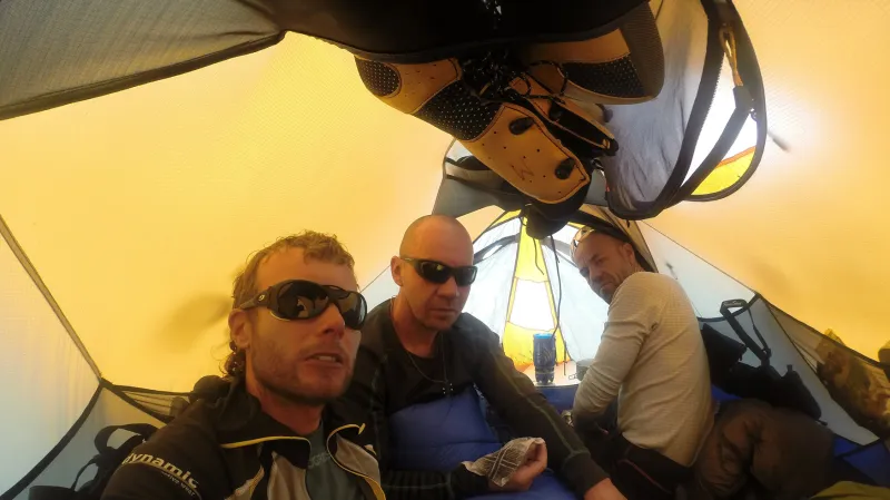 Expedice K2 - v táboře C2 ve stanu