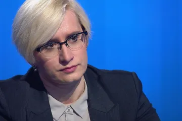 Šlechtová: Chci důkaz, že vrtulníky požadované armádou vůbec existují