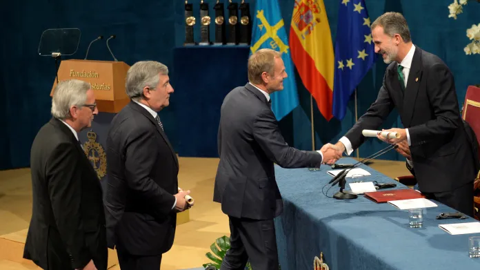 Lídři unijních institucí přebírají v Oviedu ocenění pro EU od španělského krále Filipa VI.