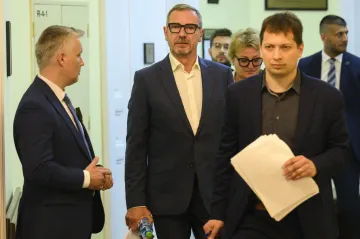 Generál Halenka má dostat od státu odškodné a rentu, rozhodl soud