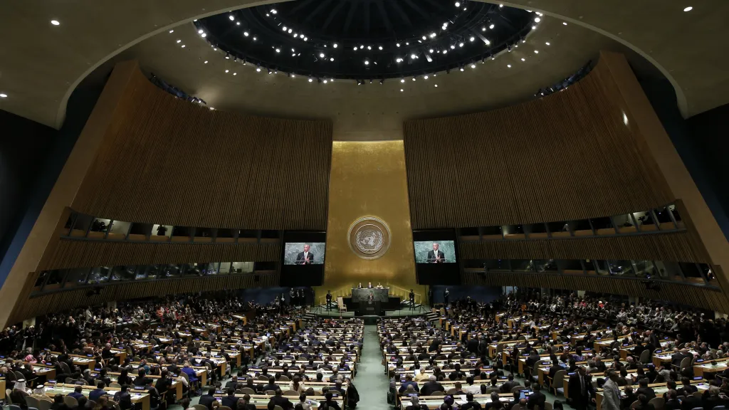 Valné shromáždění OSN v New Yorku v roce 2016 během projevu bývalého amerického prezidenta Baracka Obamy