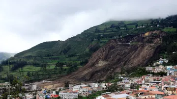 Sesuv půdy v ekvádorských Andách zavalil město  Alausi