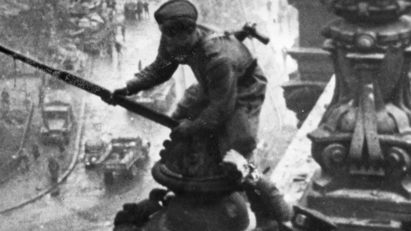 Tady se hodinky vyretušovaly dost ledabyle