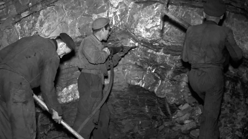 Ražba Letenského tunelu