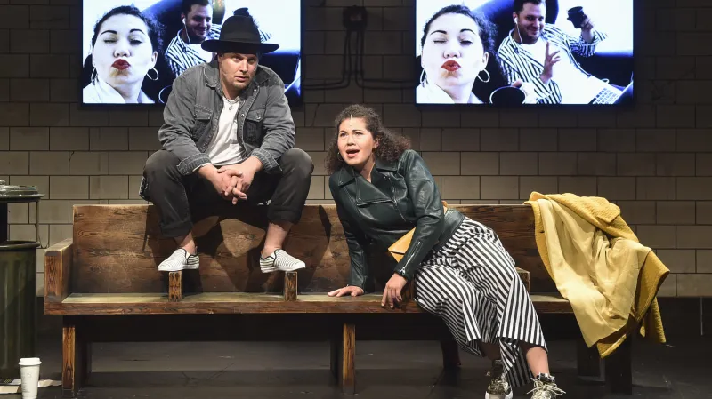 Pět let zpět (NDM)