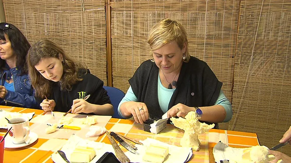 Výroba betlému z másla