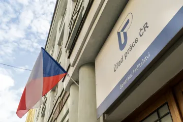 Úřad práce zruší přes pětinu svých poboček. Mapa ukazuje, kde jsou