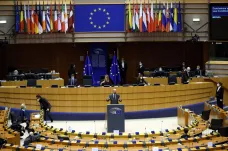 Evropský parlament přijal sedmiletý unijní rozpočet. Česko bude moci čerpat až 960 miliard korun