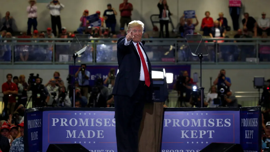 Donald Trump během mítinku v Montaně
