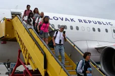 V Bratislavě přistálo evakuační letadlo z Jordánska, přepravilo i Čechy