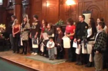 Studenti načetli zvukové knihy pro nevidomé