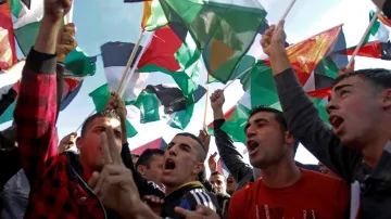 Palestinci vítají Mahmúda Abbáse