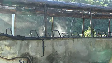 Shořelý autobus