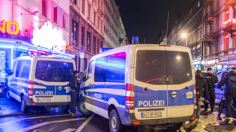 Policejní razie u nádraží ve Frankfurtu