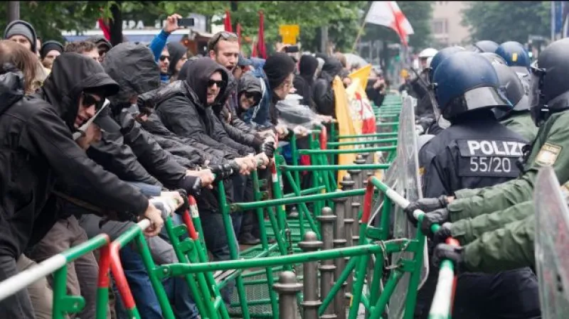 Hnutí Blockupy se snažilo zablokovat ECB