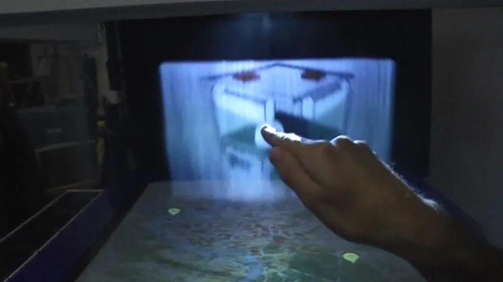 Vědci v Bristolu přišli s "počítačem" z mlhy