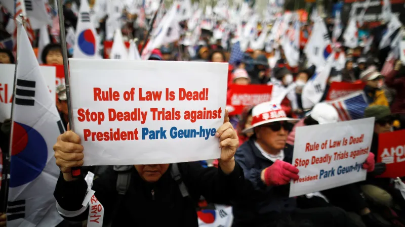 Protest podporovatelů exprezidentky Pak Kun-hje