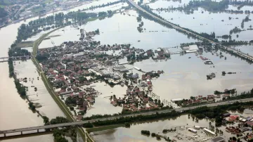 Zaplavené okolí bavorského Deggendorfu