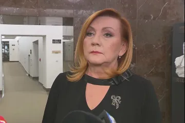 Rozpočet měl ve čtvrtletí schodek 27,6 miliardy, výdaje tlumilo provizorium