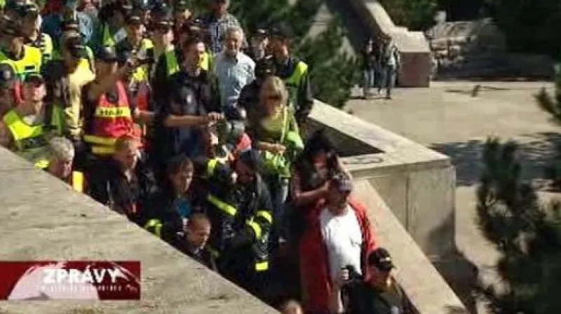 Odbory půjdou do stávky