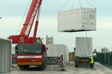 Provizorní bydlení v novém zatím migranti z Calais odmítají využít