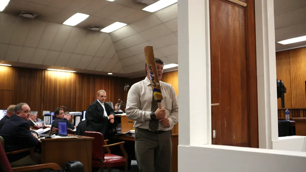Rekonstrukce osudné noci při procesu s Oscarem Pistoriusem