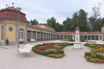 Původní kolonáda v Lázních Libverda musela kvůli špatnému stavu pryč, na jejím místě vyroste kopie