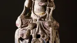 Skulptura bódhisattvy soucitu. Dynastie Sung (960–1279)
