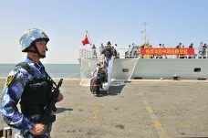 Nečinnost Číny v Rudém moři ničí její image globální mocnosti. Útokům mlčky přihlíží i Rusko