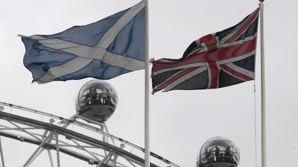 Vlajky Skotska a Spojeného království