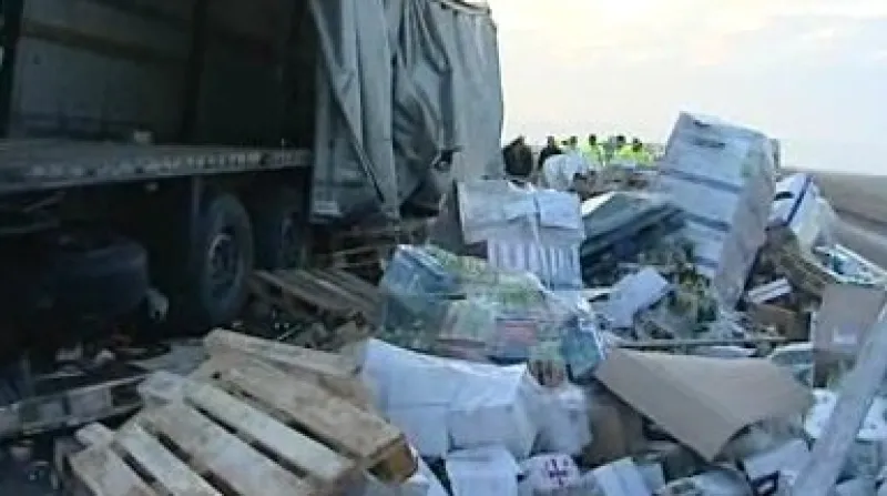 Nehoda kamionu zablokovala dopravu na D1