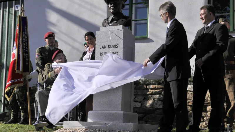 Odhalení busty Jana Kubiše