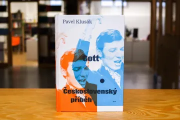 Ceny Magnesia Litera vyhrál Gott. Zpěvákův „československý příběh“ sepsal Pavel Klusák