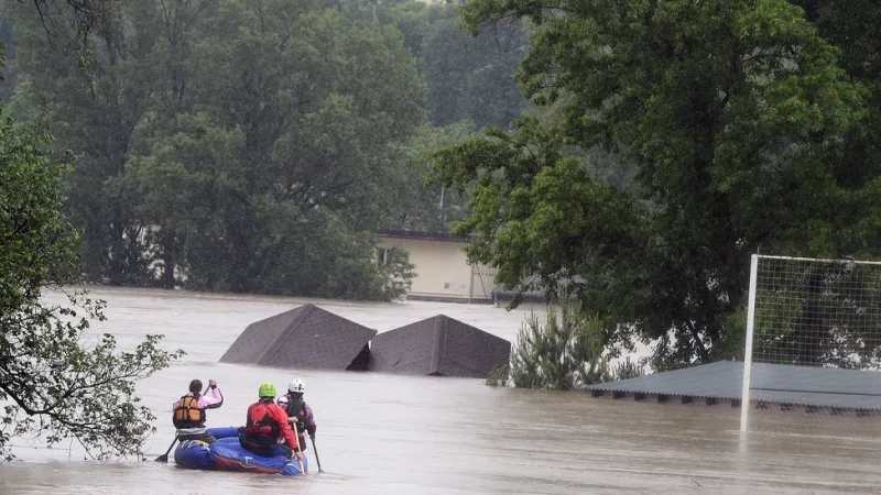 Povodně v Praze-Troji