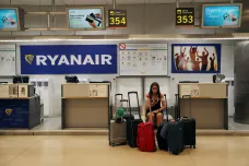 Ryanair musel kvůli stávkám zrušit tři stovky letů. Teď chce seškrtat dublinskou flotilu