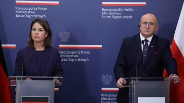 Annalena Baerbocková a Zbigniew Raue