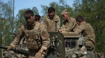 Britští vojáci během cvičení v květnu 2024