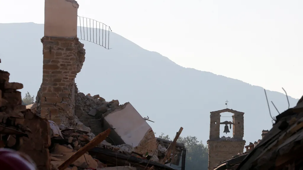 Zničené italské městečko Amatrice