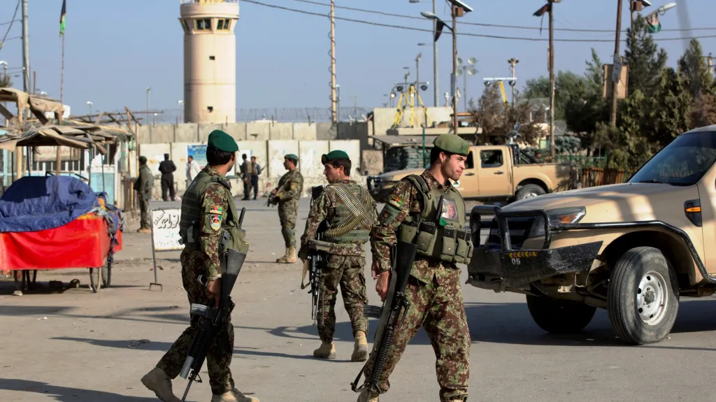 Zpřísněné bezpečnostní opatření u spojenecké základny Bagrám