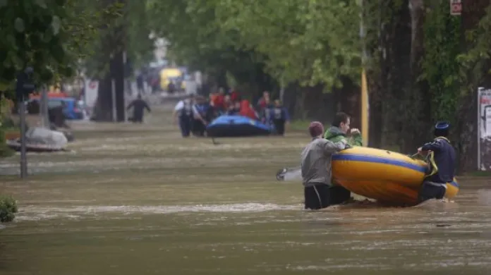 Balkán zažívá nejhorší záplavy od 19. století