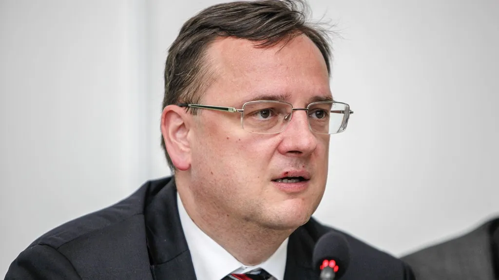 Premiér Petr Nečas