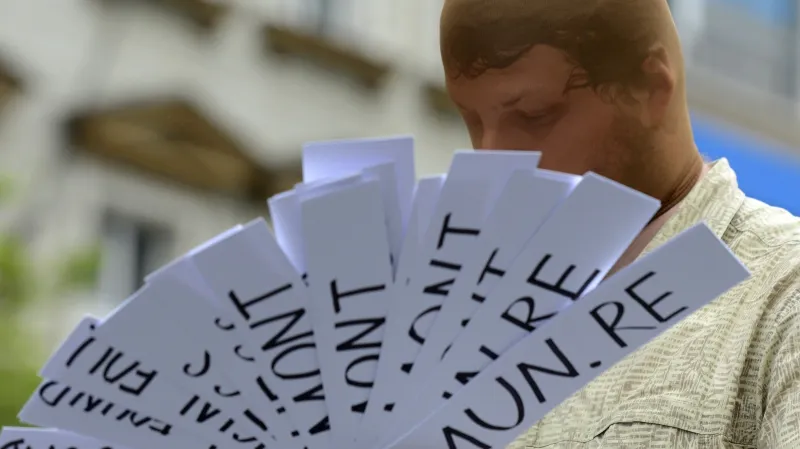 Happening k anonymním akciím