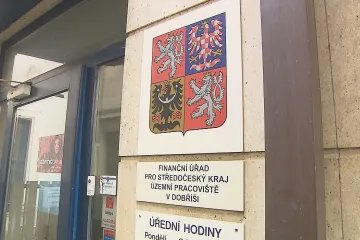 Od července skončí 77 z 201 finančních úřadů, nahradí je výjezdy a telefonické konzultace