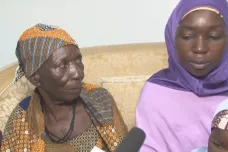 Dívka zajatá islamisty z Boko Haram se po sedmi letech vrátila domů. Únosy školáků jsou v Nigérii časté