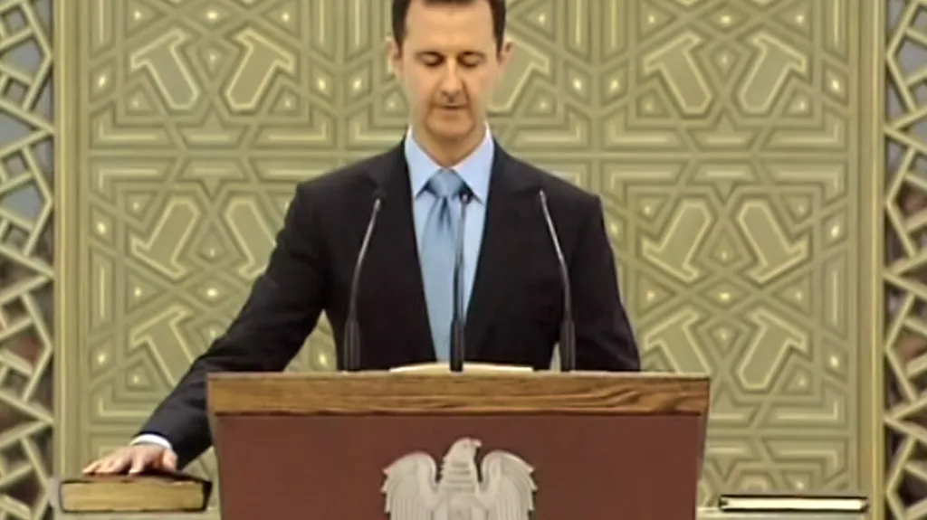 Bašár Asad skládá prezidentskou přísahu