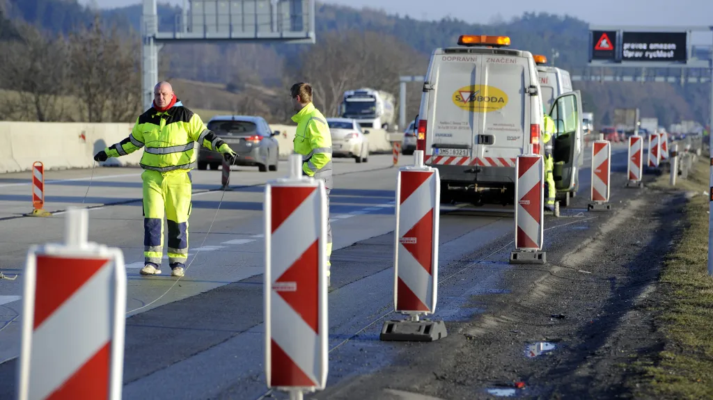 Kontroloři dohlížejí i na práci silničářů