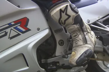 Nehodovost motorkářů je rekordní. Častou příčinou je jízda na červenou i vysoká rychlost